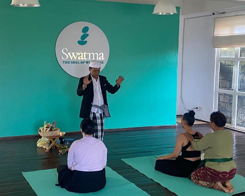 Yin & Restorative Yoga